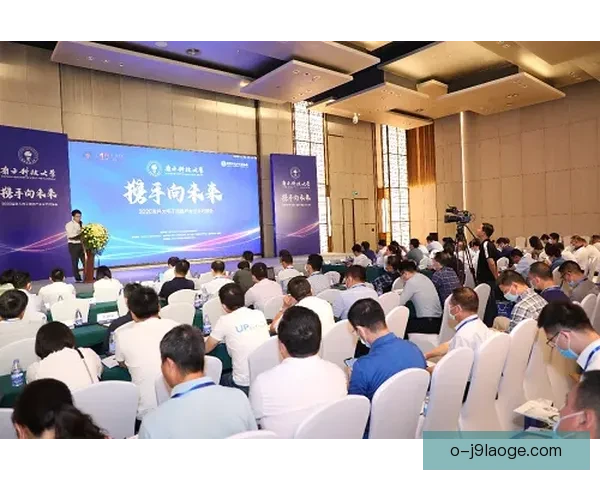 曼城宣布与官方航空公司续签长期合作协议，携手共创辉煌未来